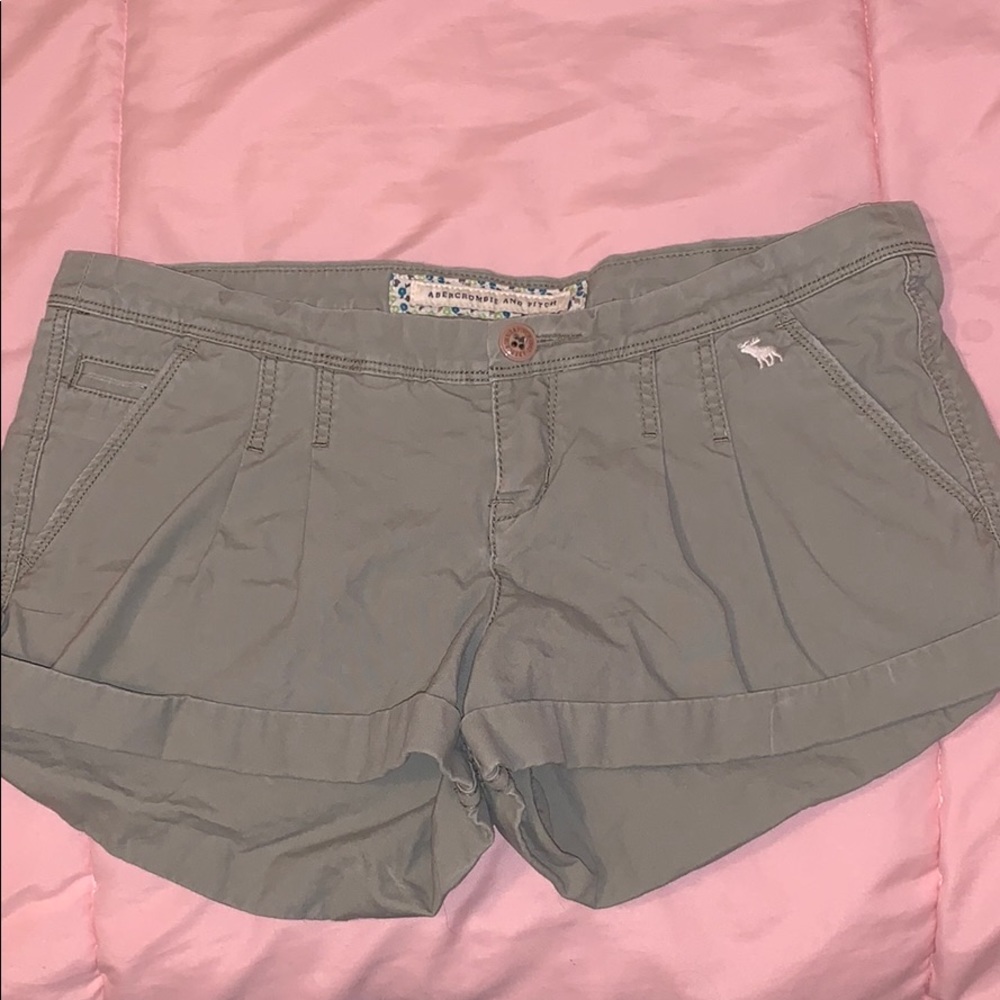FINAL PRICE ⭐️ A&F Khaki Shorts